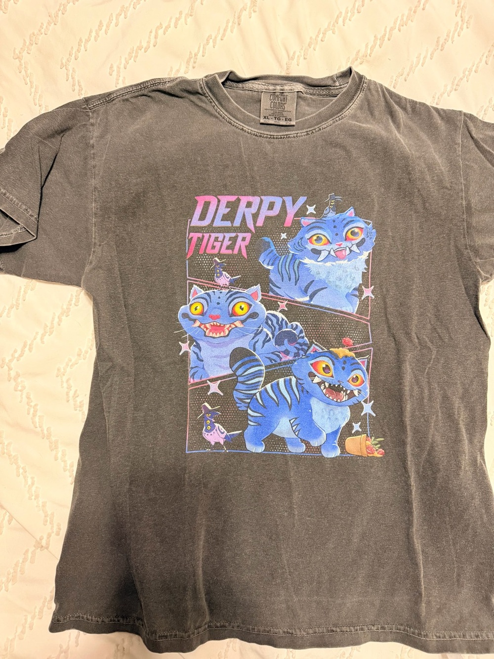 Comfort Colors Gray Crewneck T-Shirt Kids XL - K Pop Demon Hunters Derpy Tiger 🐅